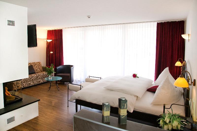 Wellnesshotel Schweizerhof Saas-Fee Ngoại thất bức ảnh